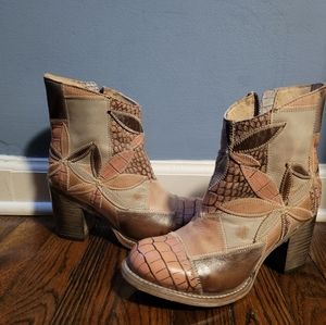 Freebird Flower PINK Patchwork Boots